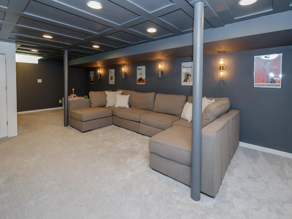 2318 Glenwood Drive Kalamazoo City MI 49008