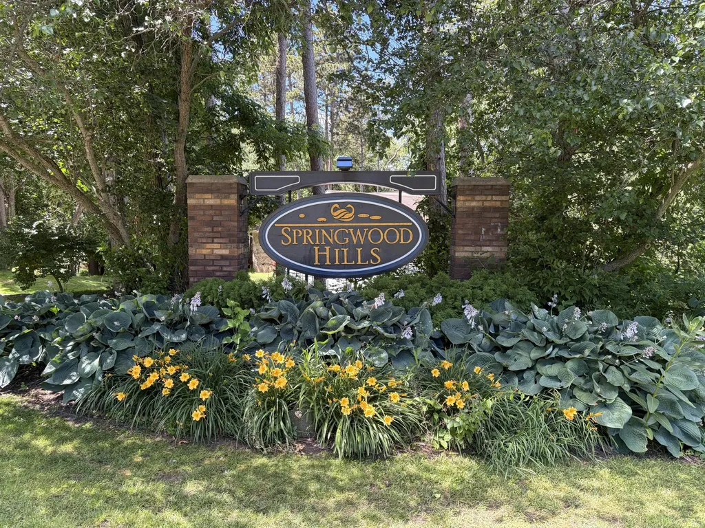 594 Springwood Drive Oshtemo Charter Township MI 49009