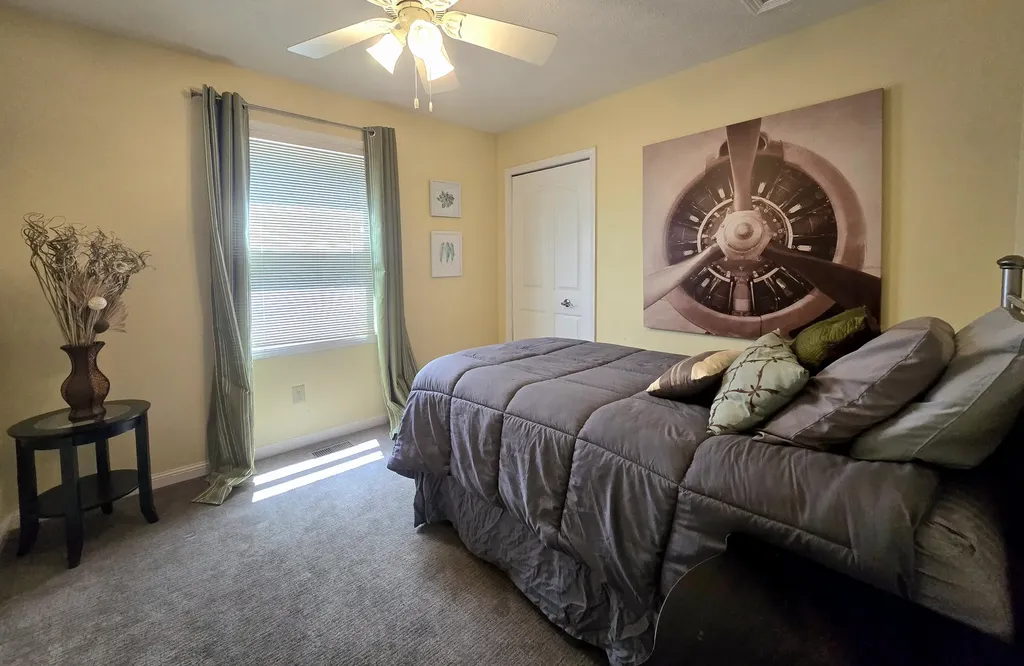 594 Springwood Drive Oshtemo Charter Township MI 49009