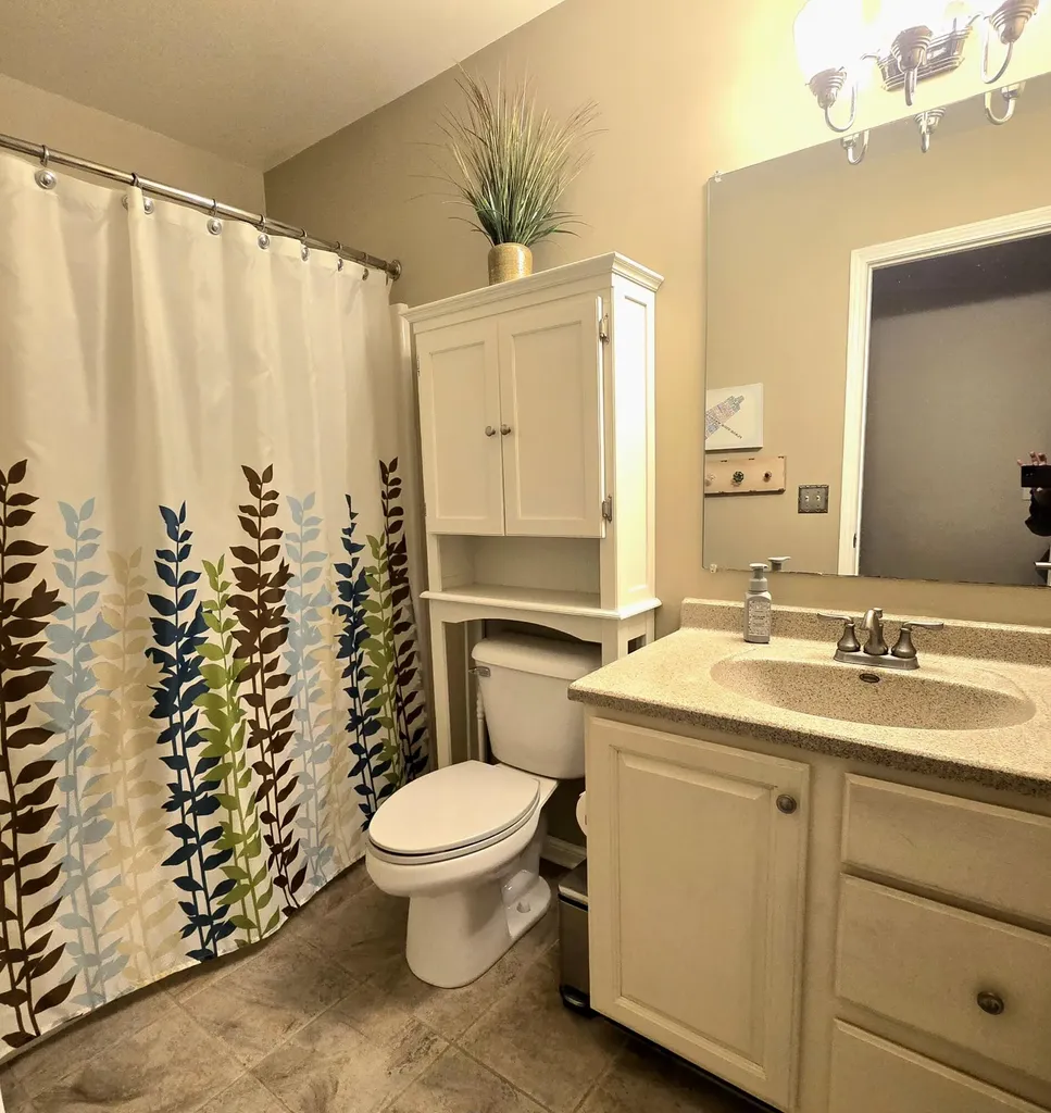 594 Springwood Drive Oshtemo Charter Township MI 49009