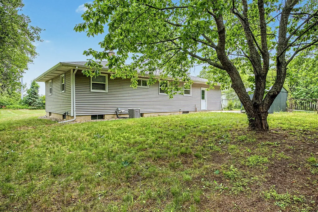 12444 S Drive N Convis Township MI 49014