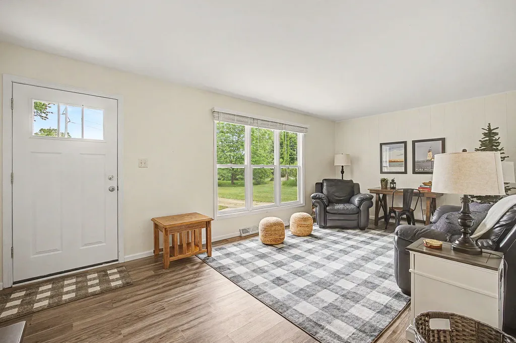 12444 S Drive N Convis Township MI 49014