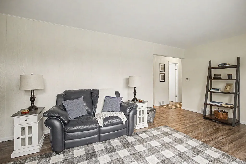 12444 S Drive N Convis Township MI 49014