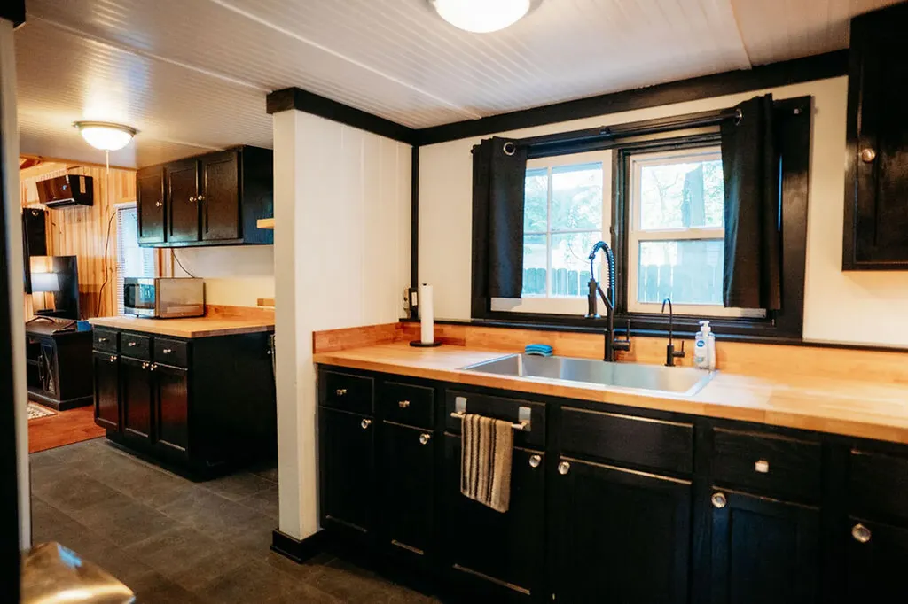 52493 35 1/2 Street Paw Paw Township MI 49079