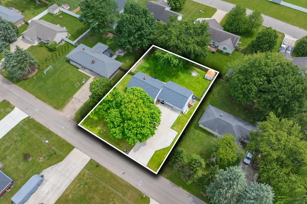 5830 Leon Avenue Pavilion Township MI 49088