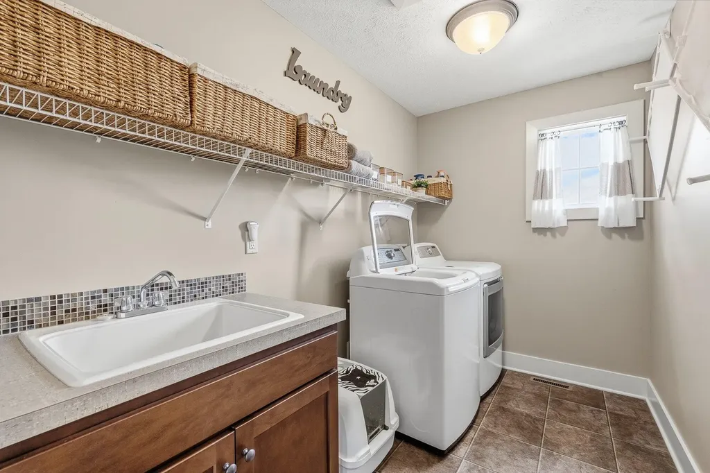 8991 Plantation Drive SW Byron Township MI 49315