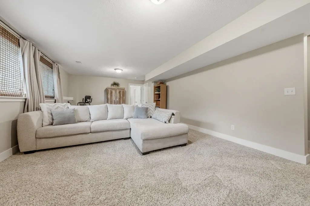 8991 Plantation Drive SW Byron Township MI 49315