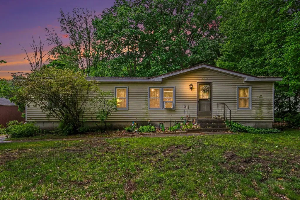 1946 142nd Avenue Dorr Township MI 49323