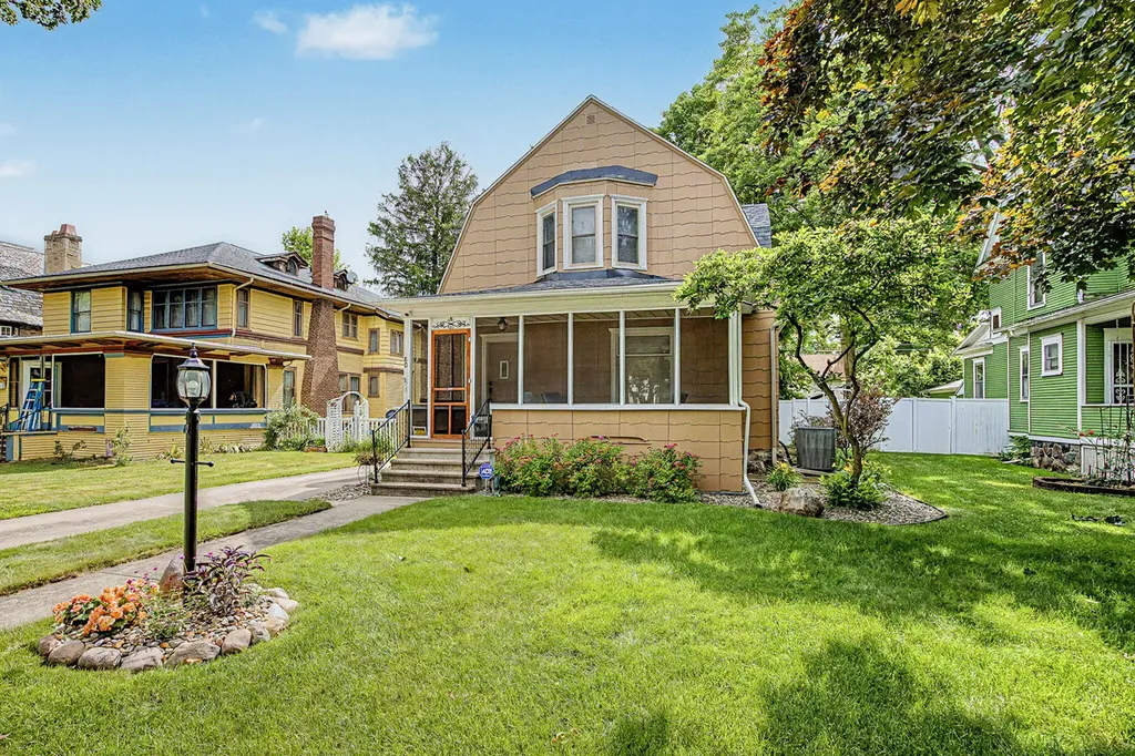80 Garrison Avenue Battle Creek City MI 49017