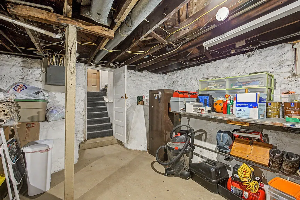 80 Garrison Avenue Battle Creek City MI 49017