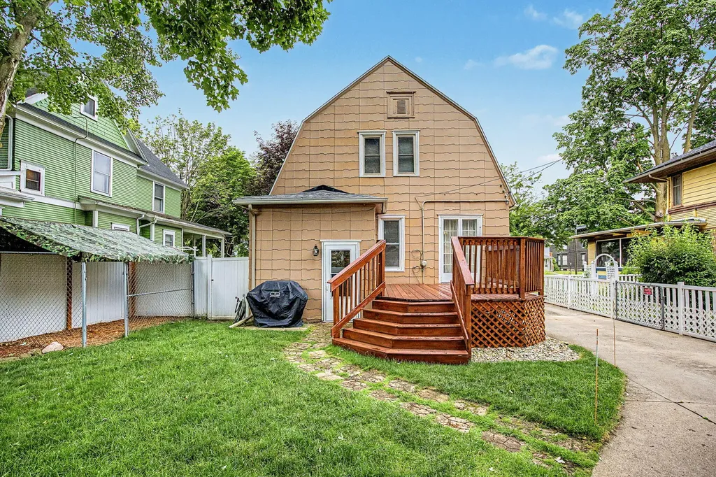 80 Garrison Avenue Battle Creek City MI 49017