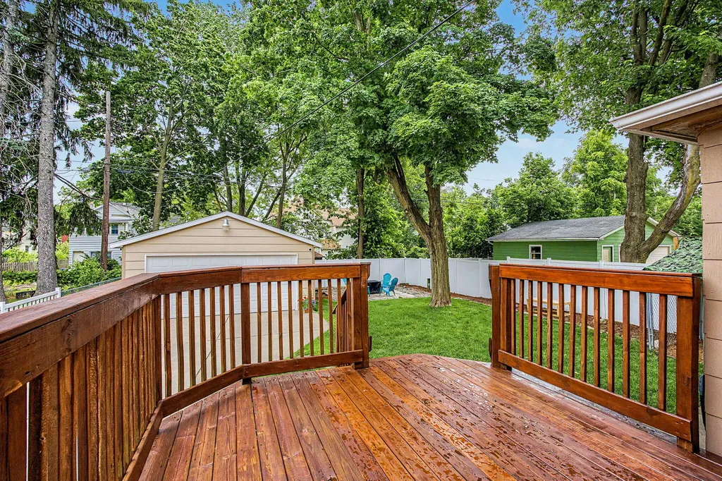 80 Garrison Avenue Battle Creek City MI 49017