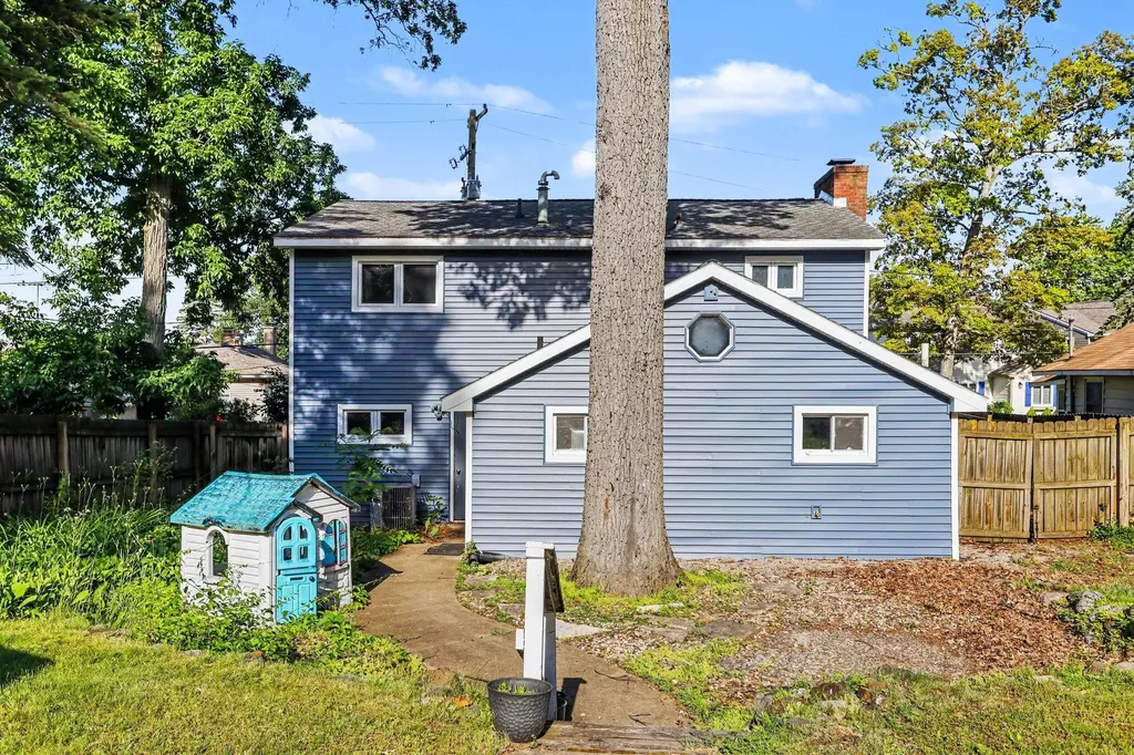 1372 Burlington Drive Ross Township MI 49060