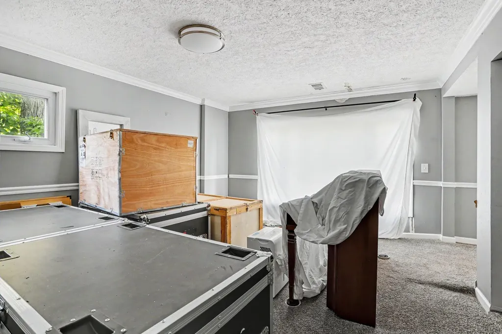 1372 Burlington Drive Ross Township MI 49060