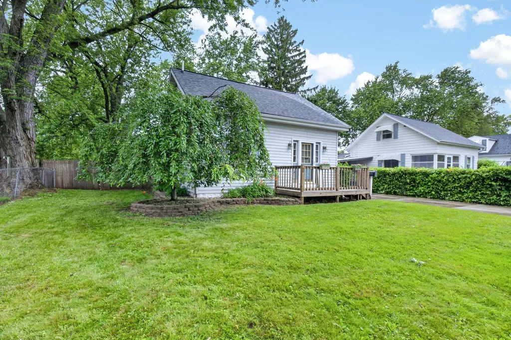 115 N 30th Street N Battle Creek City MI 49015