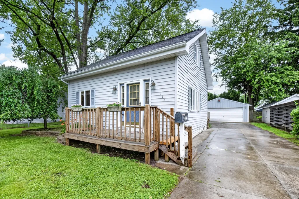 115 N 30th Street N Battle Creek City MI 49015