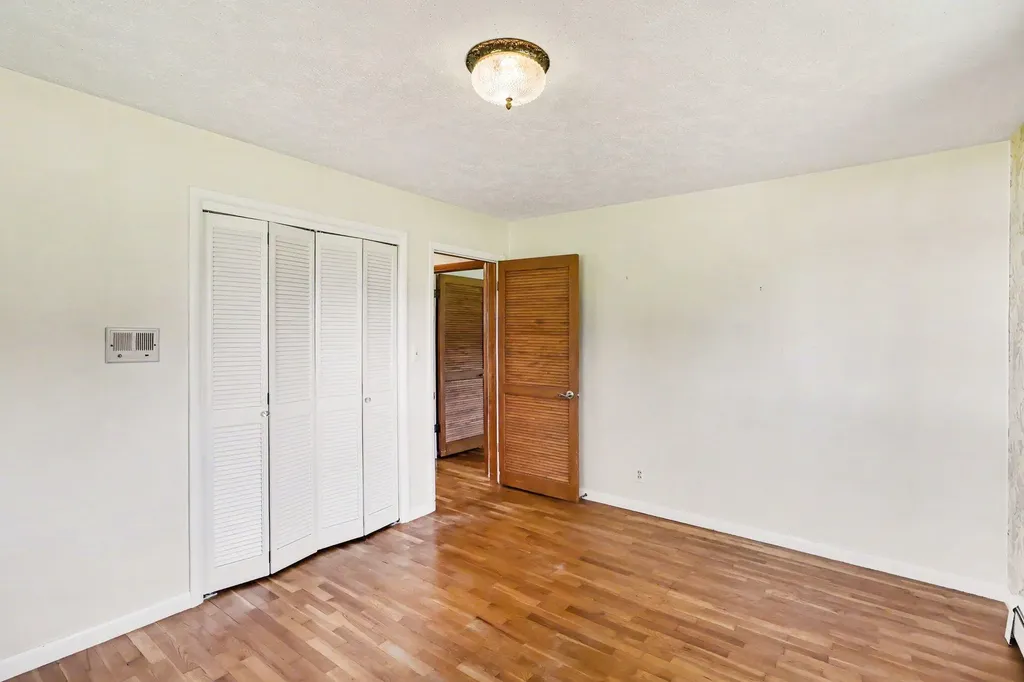 3865 E Empire Avenue Benton Charter Township MI 49022