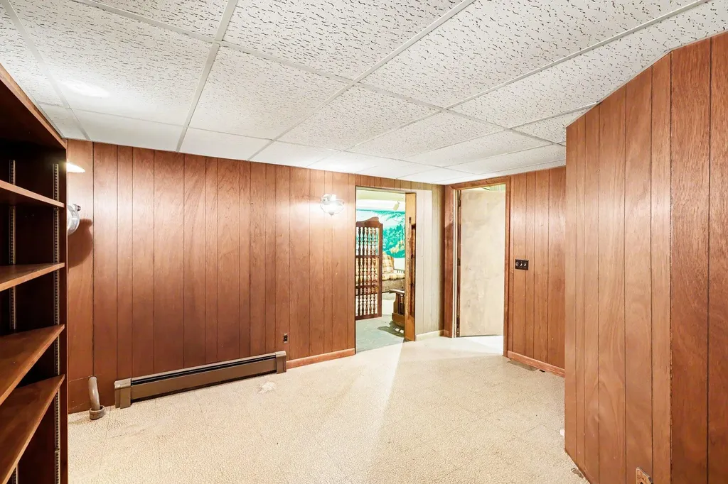 3865 E Empire Avenue Benton Charter Township MI 49022