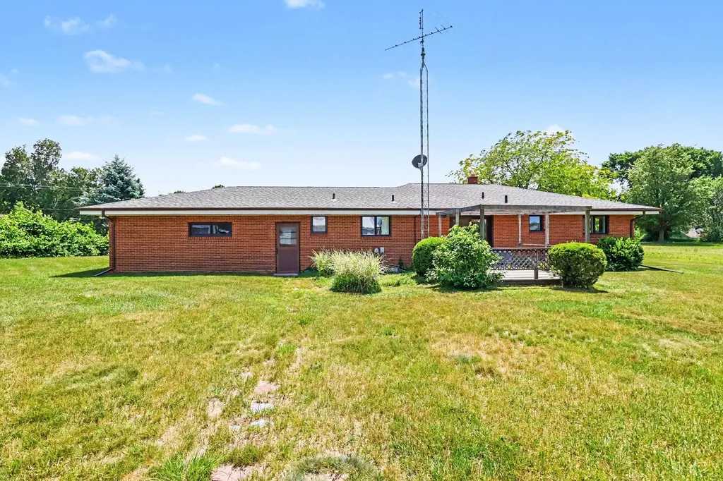 3865 E Empire Avenue Benton Charter Township MI 49022