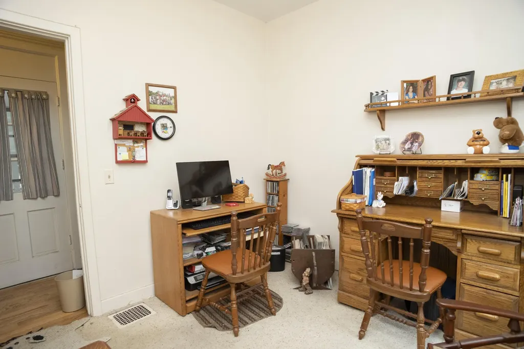 112 E Maple Street Vicksburg Village MI 49097