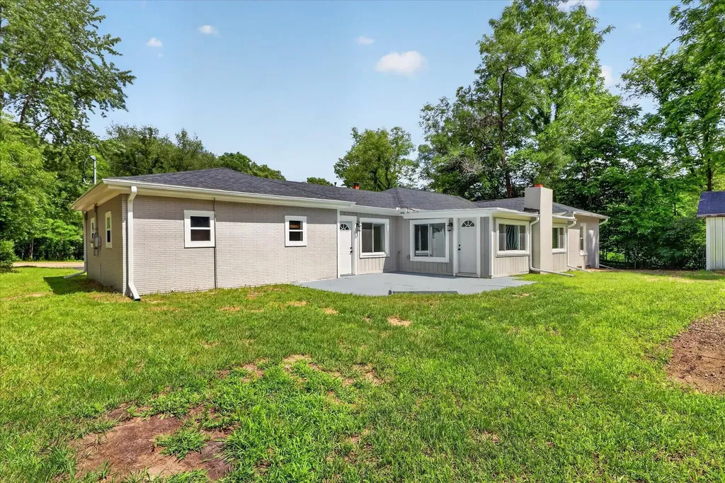 24 Bynum Drive Battle Creek City MI 49017