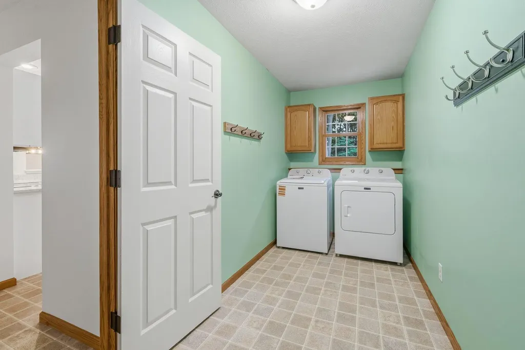 2600 Orange Meadow Lane Kalamazoo Charter Township MI 49004
