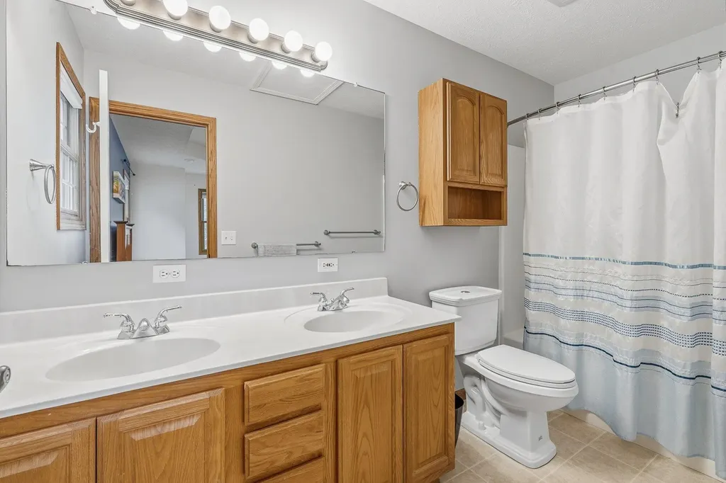 2600 Orange Meadow Lane Kalamazoo Charter Township MI 49004