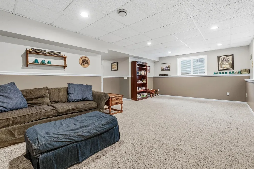 2600 Orange Meadow Lane Kalamazoo Charter Township MI 49004