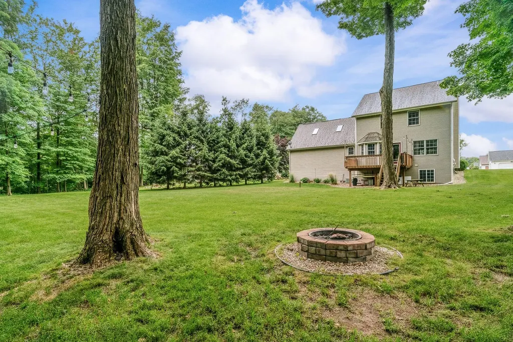2600 Orange Meadow Lane Kalamazoo Charter Township MI 49004