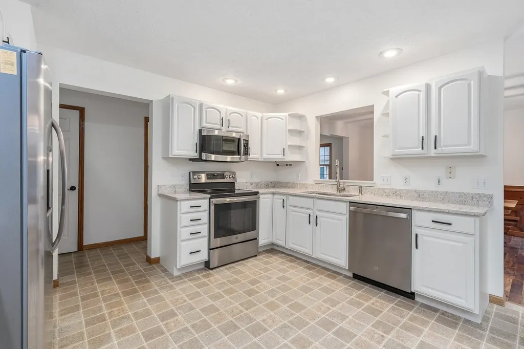 2600 Orange Meadow Lane Kalamazoo Charter Township MI 49004