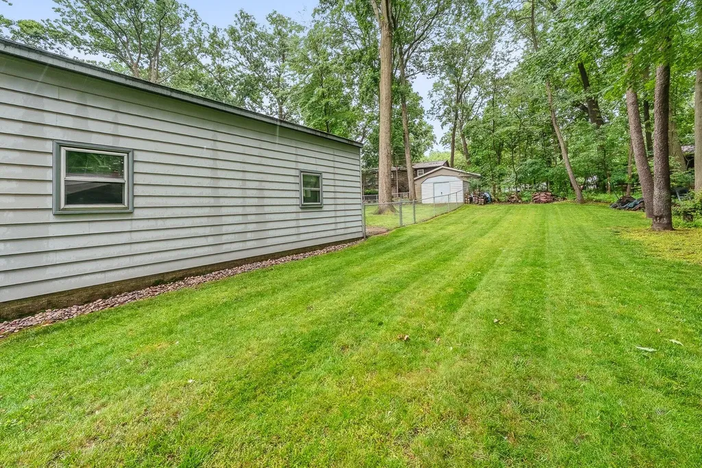 726 Lakeview Drive Portage City MI 49002