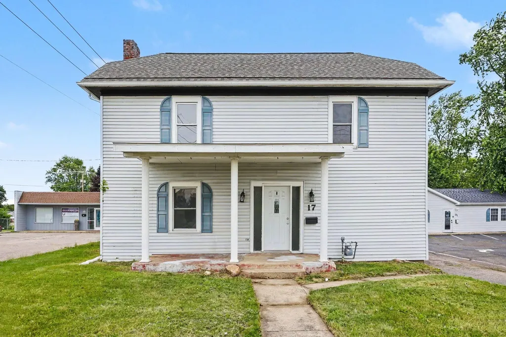17 N 20th Street N Battle Creek City MI 49015