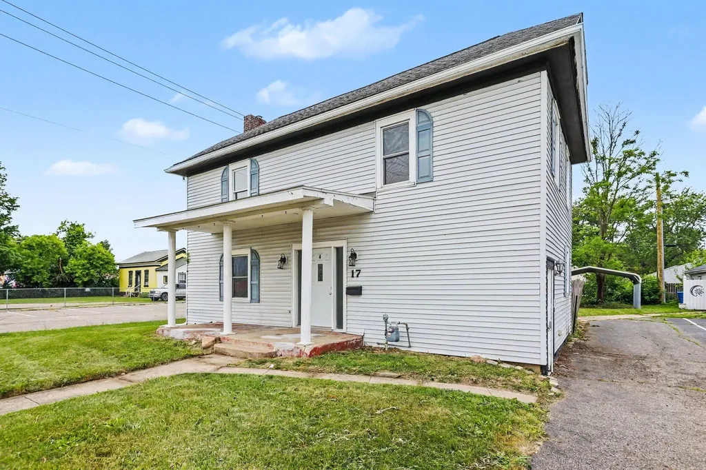 17 N 20th Street N Battle Creek City MI 49015