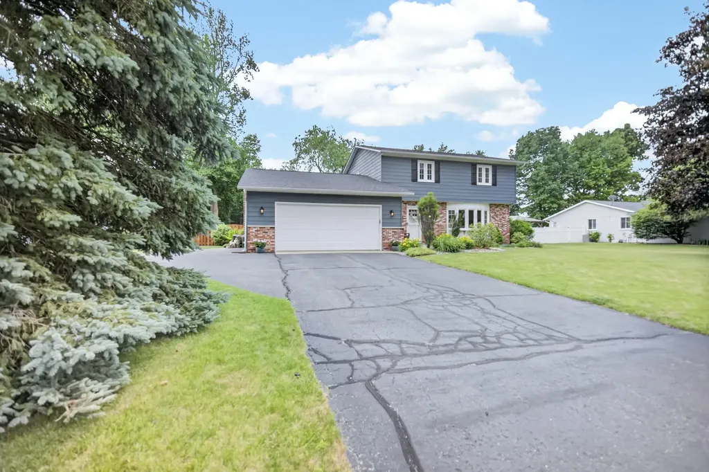 5141 Lewsinda Avenue Texas Charter Township MI 49009