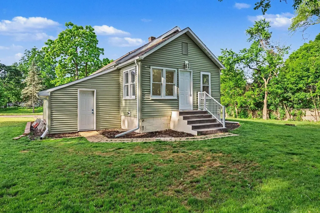 68 W Baldwin Avenue W Battle Creek City MI 49037