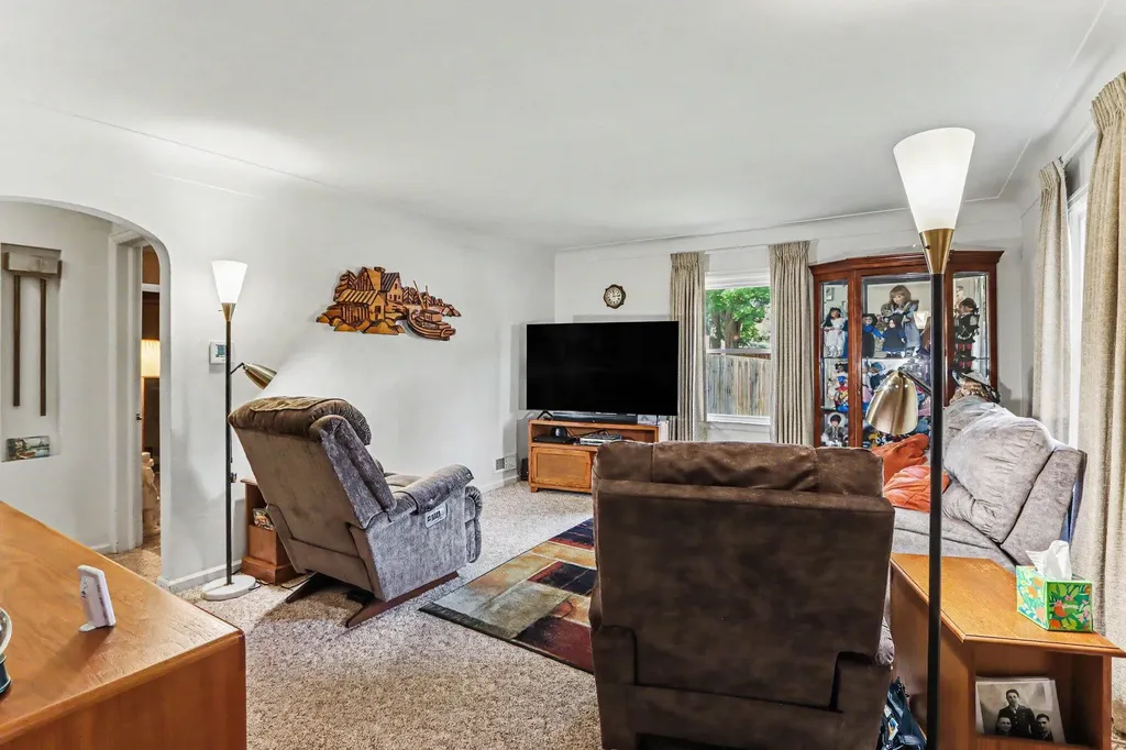 1404 Reycraft Drive Kalamazoo City MI 49001