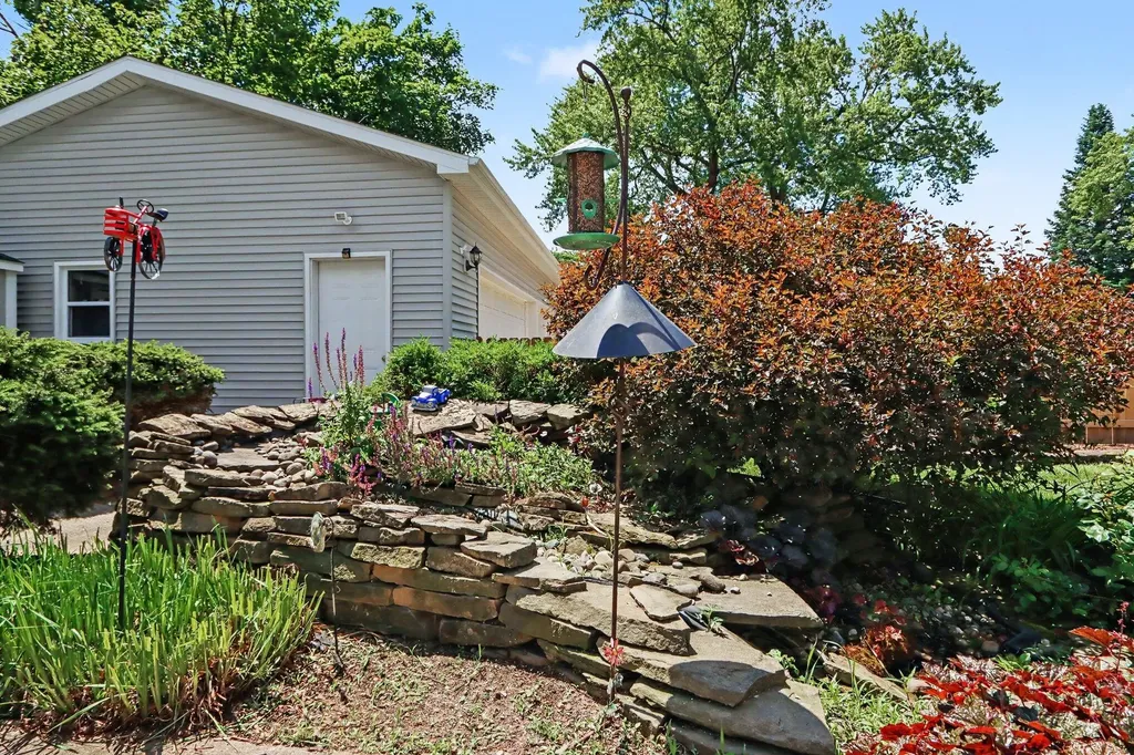 1404 Reycraft Drive Kalamazoo City MI 49001