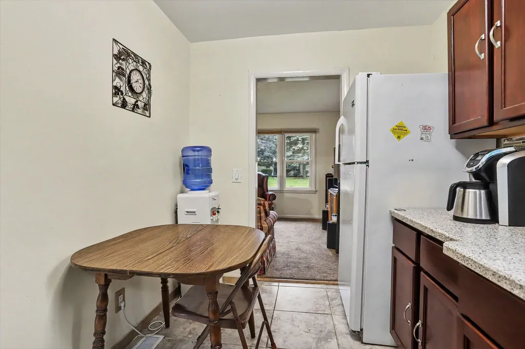 2207 Homecrest Avenue Kalamazoo City MI 49001