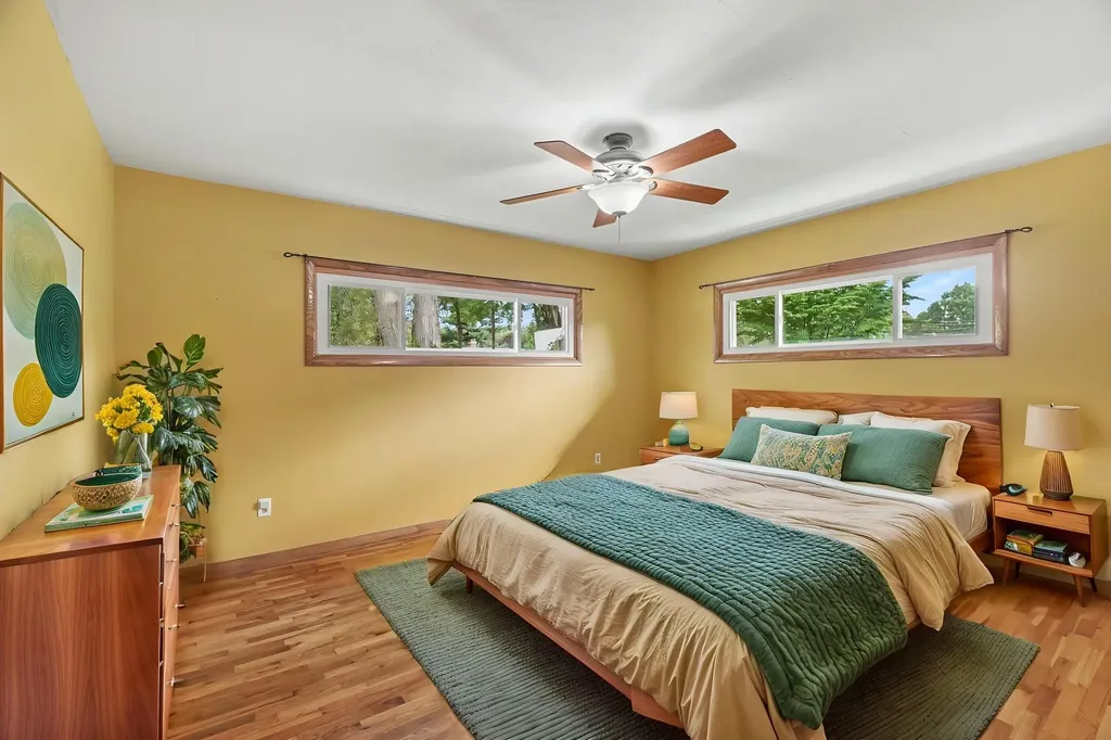 328 Milton Avenue Pennfield Charter Township MI 49017