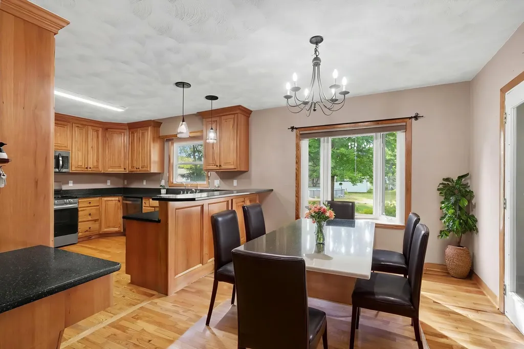 328 Milton Avenue Pennfield Charter Township MI 49017