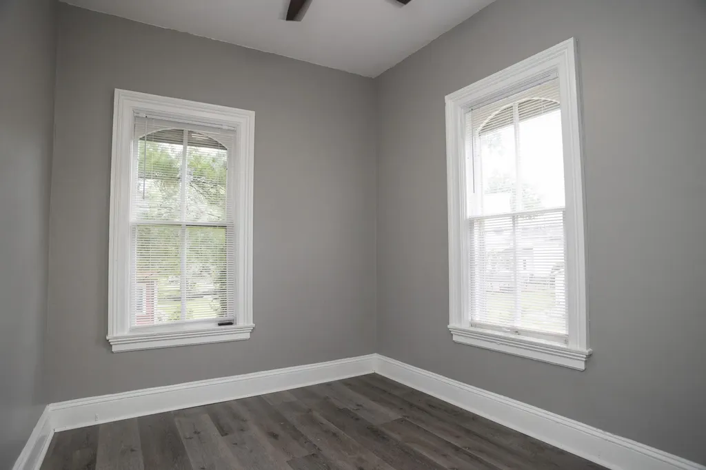 112 E Maple Street Vicksburg Village MI 49097