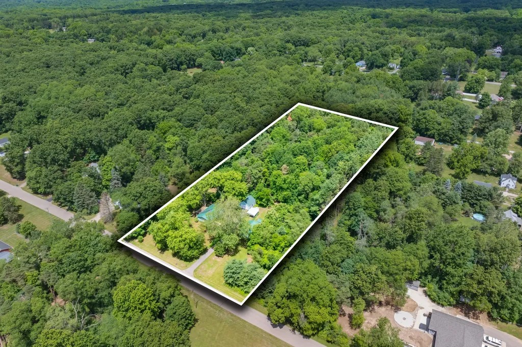 4445 Sassafras Lane Bedford Charter Township MI 49017