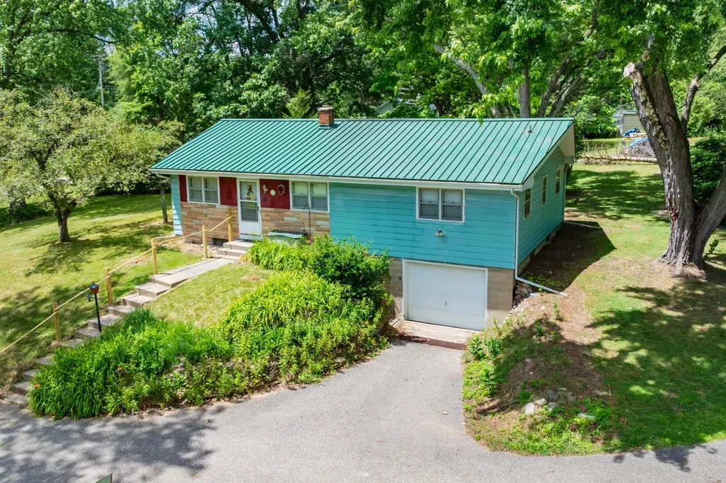 4445 Sassafras Lane Bedford Charter Township MI 49017
