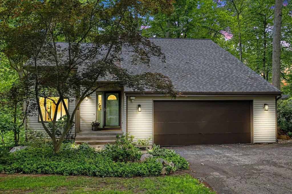 337 Horseshoe Court Gun Plain Township MI 49080