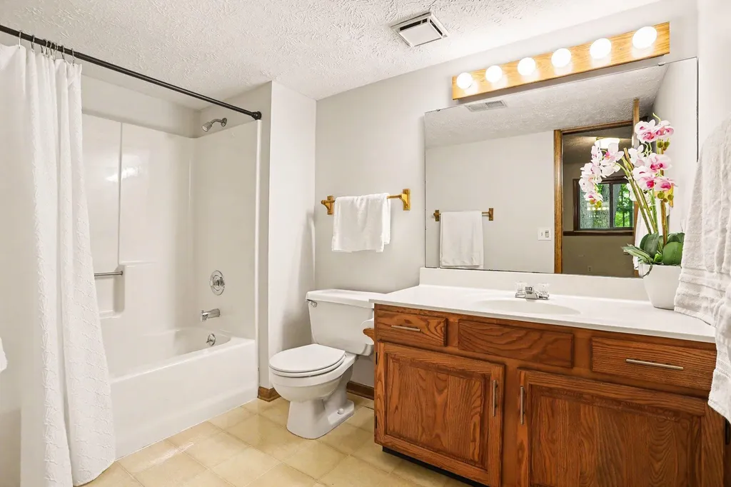 337 Horseshoe Court Gun Plain Township MI 49080