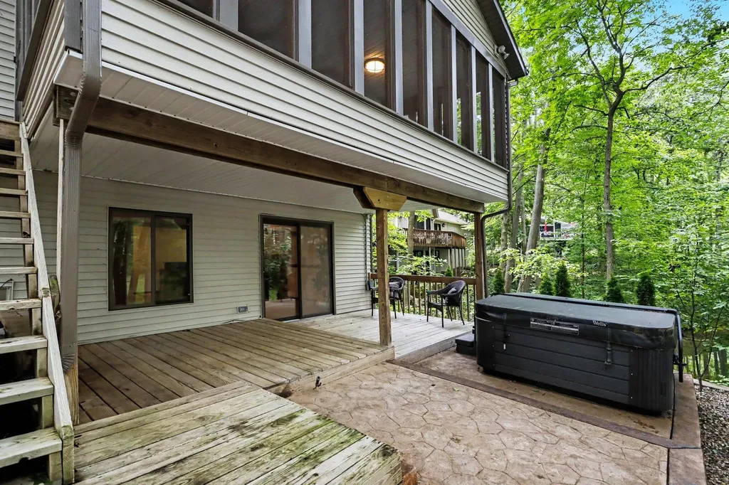 337 Horseshoe Court Gun Plain Township MI 49080