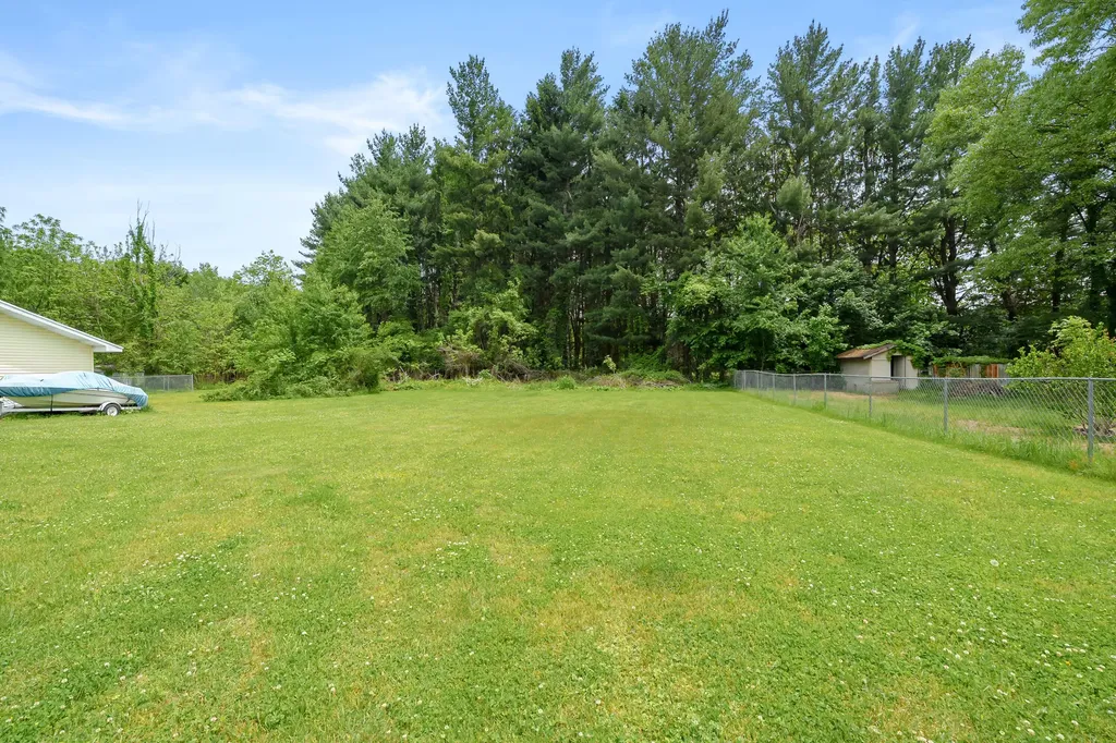 10574 Tomkinson Drive Pavilion Township MI 49088