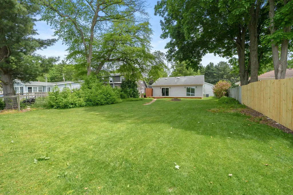 10574 Tomkinson Drive Pavilion Township MI 49088