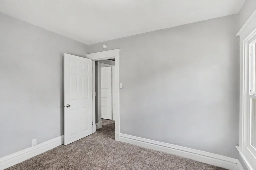 1117 Mills Street Kalamazoo City MI 49001