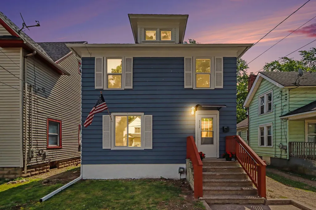 1117 Mills Street Kalamazoo City MI 49001
